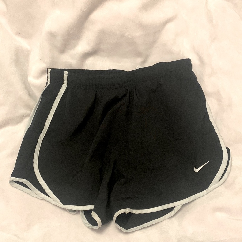 Nike Dry-Fit Shorts - Girls Medium